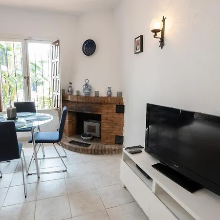 Nueva 71 Menyber Semesterbostad Nerja